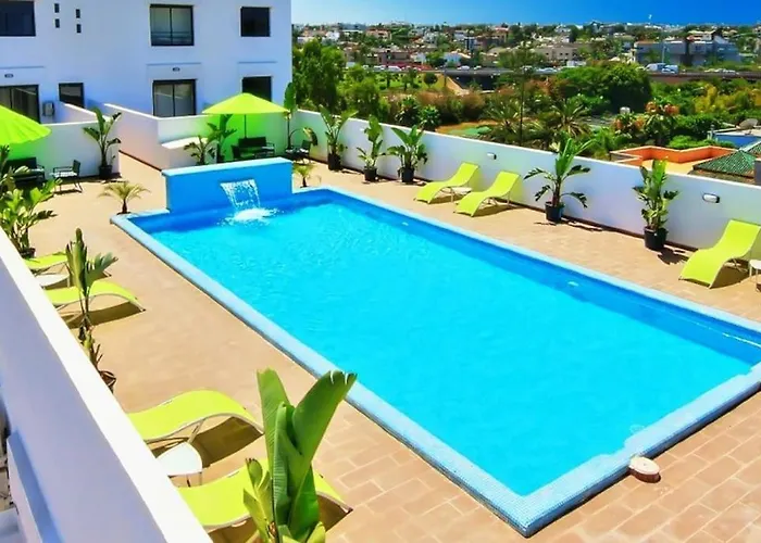Elegant Studio With Jacuzzi Terrace And Swimming Pool